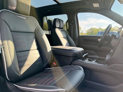 Certified 2026 GMC Yukon AT4 Ultimate AWD/4WD image 26