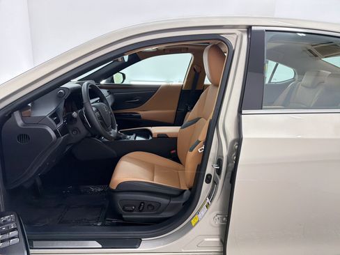 Certified 2025 Lexus ES 350 w/ Premium Package FWD image 5