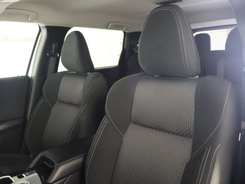Used 2025 Mitsubishi Outlander ES AWD/4WD image 26