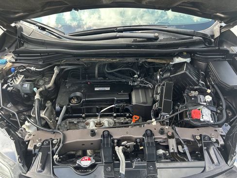 Used 2016 Honda CR-V SE image 19
