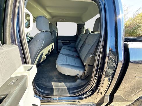 Used 2024 Ford F150 XL image 23