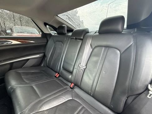 Used 2014 Lincoln MKZ w/ Equipment Group 102A Reserve FWD image 9