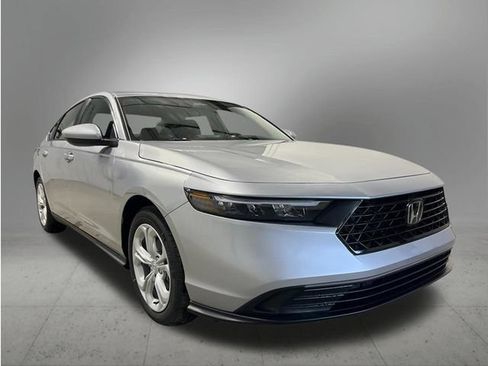 New 2026 Honda Accord LX image 8