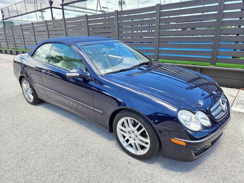 Used 2008 Mercedes-Benz CLK 350 Cabriolet image 4