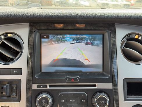 Used 2015 Ford Expedition Limited w/ Equipment Group 301A RWD image 14