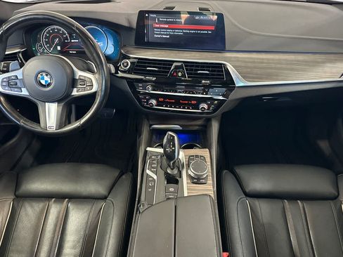 Used 2018 BMW 530e RWD image 4