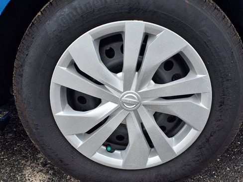 Used 2024 Nissan Versa S w/ Trunk Package image 9