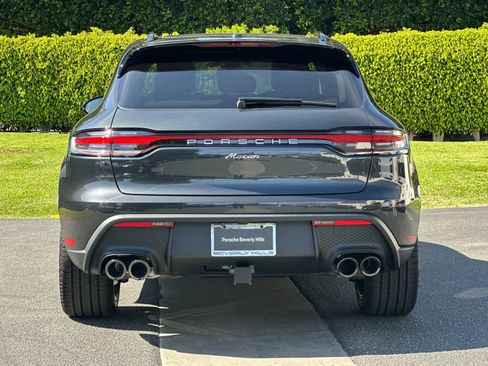 New 2026 Porsche Macan image 7