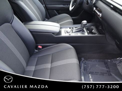 Certified 2025 MAZDA CX-50 2.5 Hybrid w/ Preferred Pkg AWD/4WD image 17