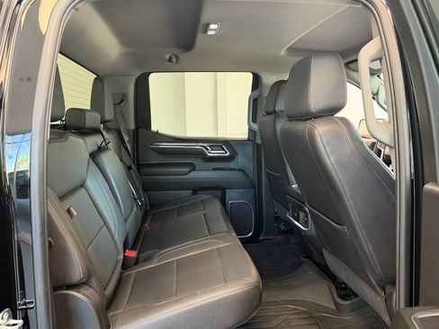 Used 2024 Chevrolet Silverado 1500 LTZ AWD/4WD image 18