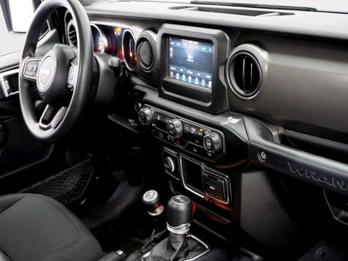 Used 2022 Jeep Wrangler Unlimited Sport AWD/4WD image 22