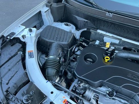 Used 2025 GMC Terrain Elevation image 19