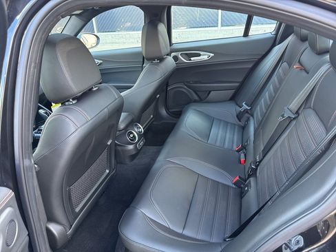 New 2025 Alfa Romeo Giulia AWD w/ Driving Assist Package image 19