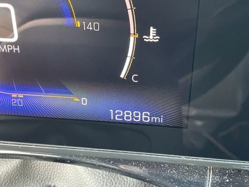 Used 2025 Chevrolet Trax RS w/ Driver Confidence Package image 31