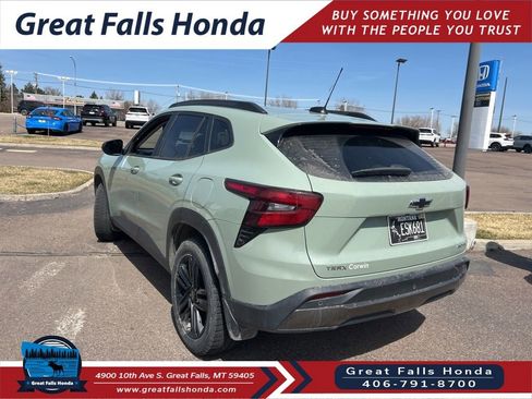 Used 2025 Chevrolet Trax ACTIV w/ Driver Confidence Package image 4