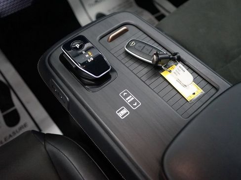Used 2023 Nissan Ariya FWD image 41