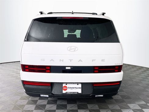 Certified 2025 Hyundai Santa Fe SEL image 6