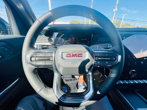 New 2026 GMC Acadia Elevation w/ Elevation Premium Package image 19