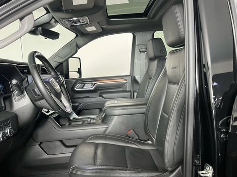 Used 2025 GMC Sierra 3500 Denali w/ Denali Reserve Package image 23
