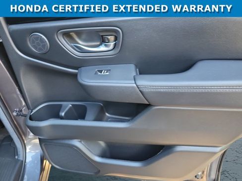 Certified 2025 Honda Pilot Touring image 20