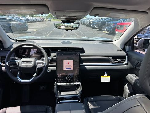 New 2026 GMC Terrain Denali AWD/4WD image 33