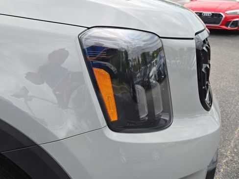 Used 2025 Kia Telluride EX X-Line AWD/4WD image 4