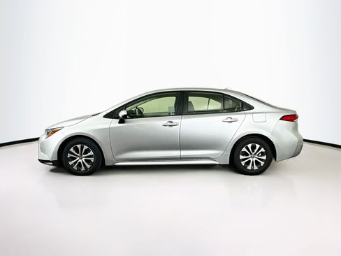 Used 2022 Toyota Corolla LE w/ Carpet Mat Package (TMS) FWD image 4