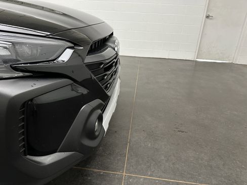 Used 2023 Subaru Outback Limited image 2