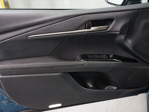 Used 2025 Toyota Camry XSE image 31