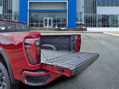 New 2026 GMC Sierra 2500 AT4 w/ AT4 Premium Plus Package AWD/4WD image 28