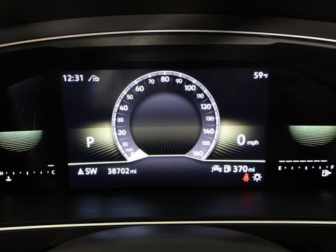 Used 2022 Volkswagen Tiguan SE R-Line image 42