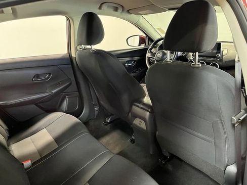 Used 2024 Nissan Sentra SV FWD image 14