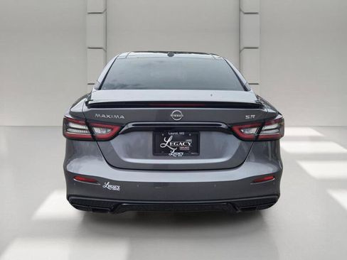 Used 2023 Nissan Maxima SR w/ Sport Mat Group FWD image 6