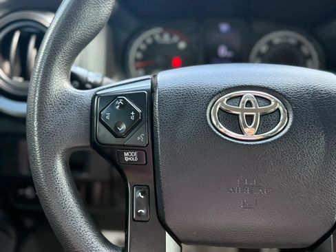 Used 2018 Toyota Tacoma SR w/ SR Convenience Package RWD image 26