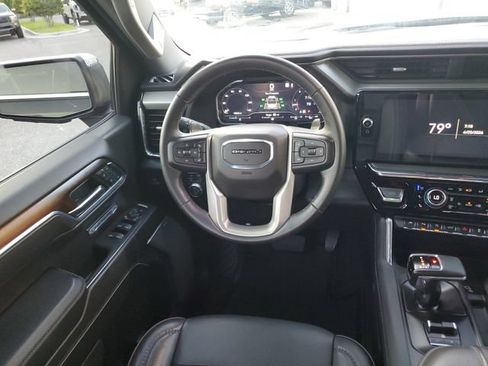 Used 2024 GMC Sierra 1500 Denali w/ Denali Reserve Package AWD/4WD image 13