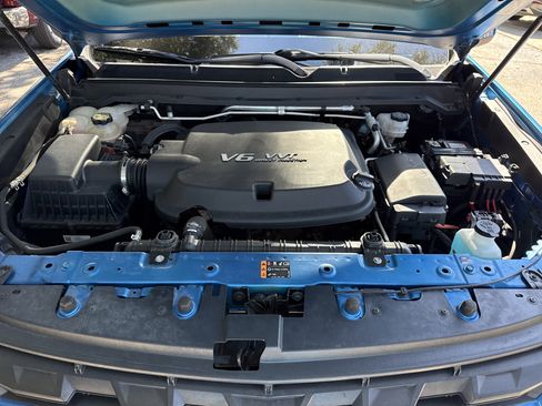 Used 2021 Chevrolet Colorado W/T w/ Custom Special Edition image 32