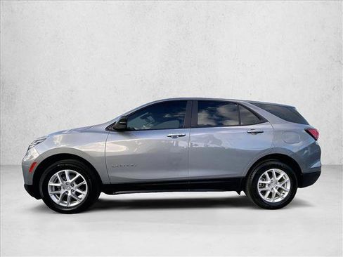 Used 2023 Chevrolet Equinox LS FWD image 6