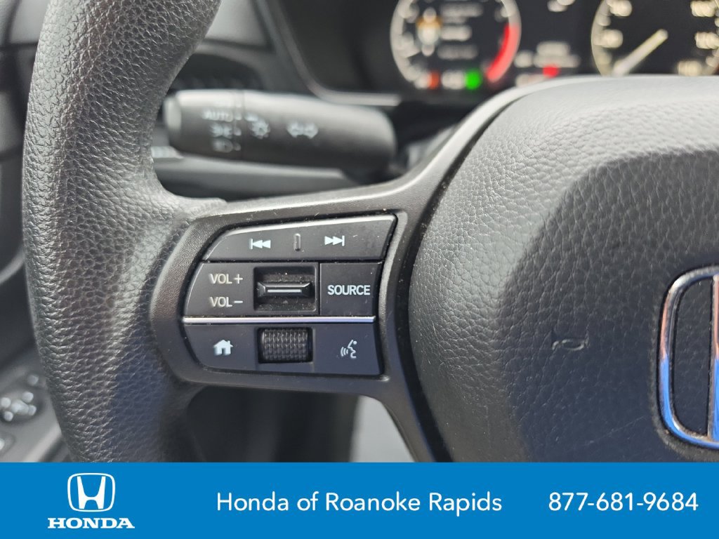 Used 2025 Honda CR-V LX image 25