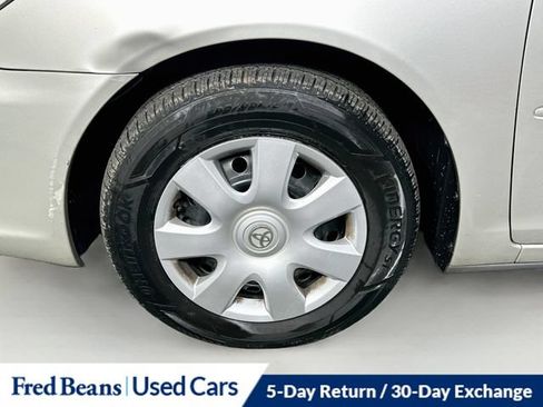 Used 2002 Toyota Camry SE FWD image 31