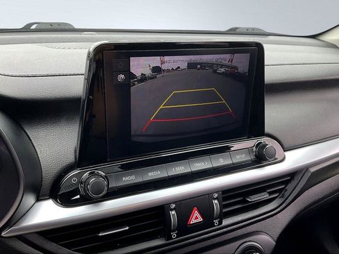 Used 2023 Kia Forte LXS image 21