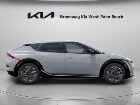New 2026 Kia EV6 Light AWD/4WD image 9