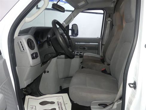 Used 2021 Ford E-350 and Econoline 350 Super Duty w/ Power Windows & Locks Group image 15