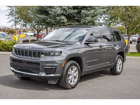 Used 2022 Jeep Grand Cherokee L Limited w/ Trailer Tow Group (B) AWD/4WD image 4