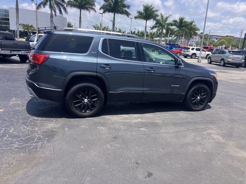 Used 2019 GMC Acadia SLT AWD/4WD image 3