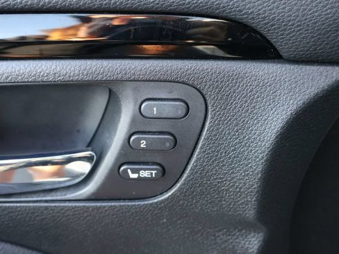 Used 2018 Honda Pilot Touring image 13