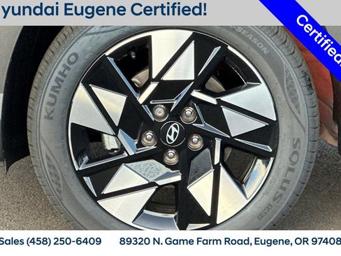 Used 2025 Hyundai Kona SEL image 28