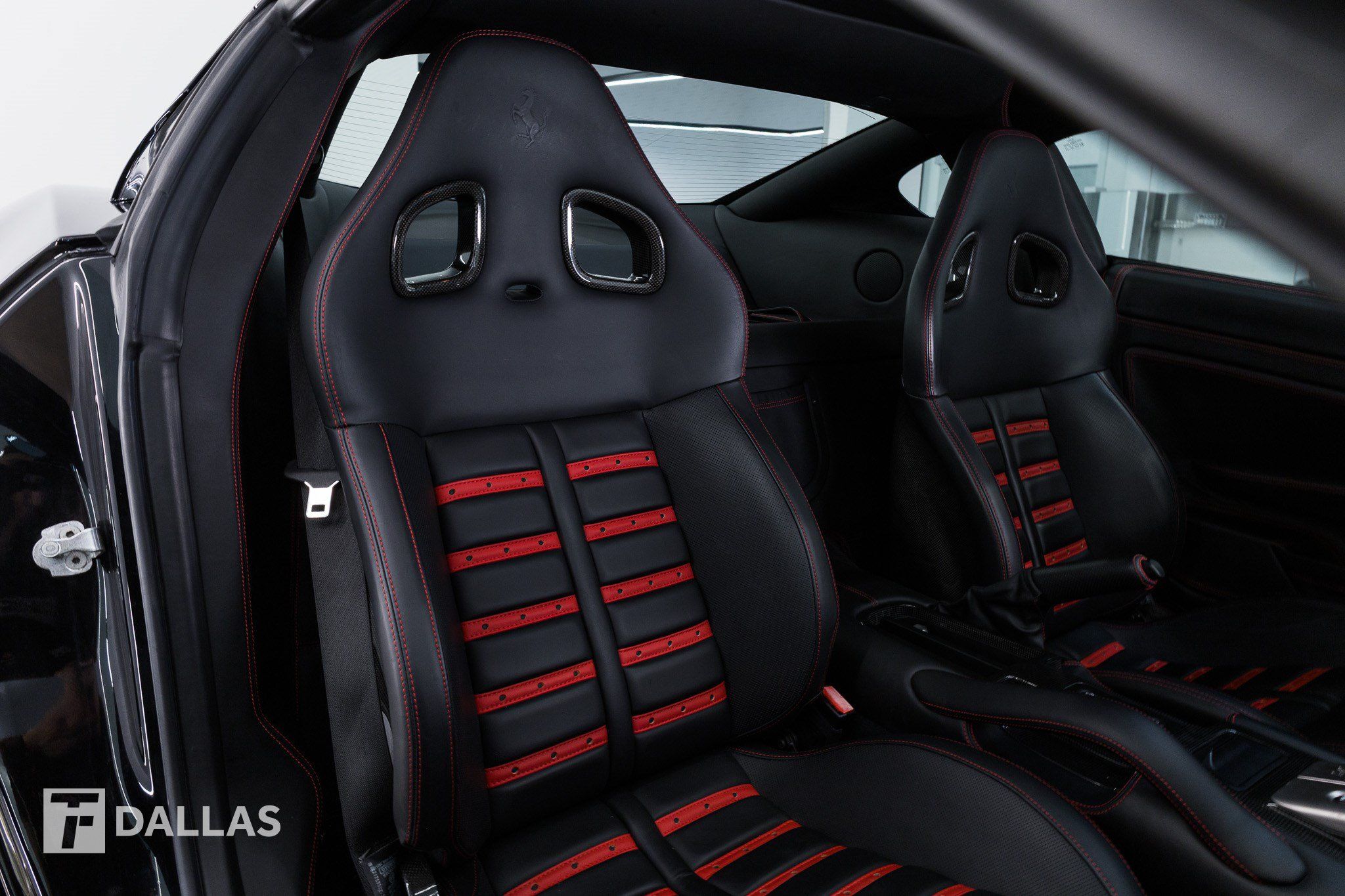 Used 2007 Ferrari 599 GTB Fiorano RWD image 37