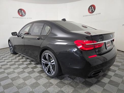 Used 2019 BMW 750i xDrive image 7