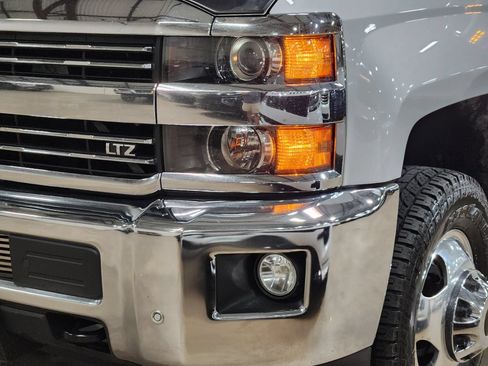 Used 2019 Chevrolet Silverado 3500 LTZ w/ Duramax Plus Package AWD/4WD image 14