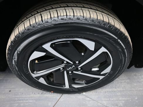 Certified 2023 Kia Sportage LX image 13